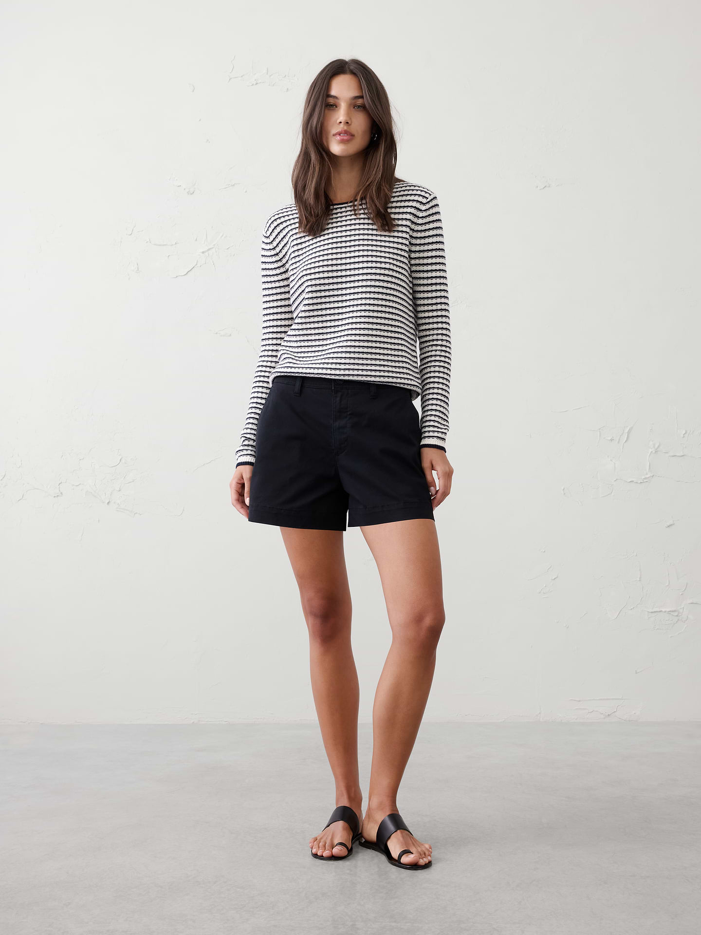 Image number 1 showing, Mid-Rise Chino Short