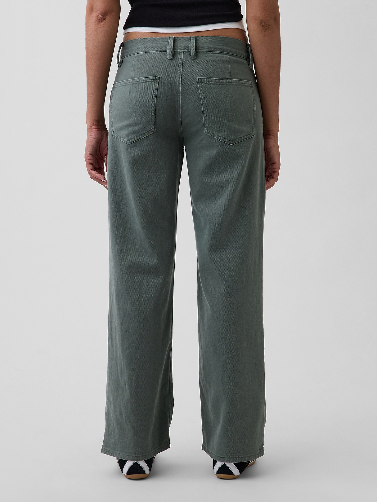 Low Rise '90s Loose Khakis | Gap