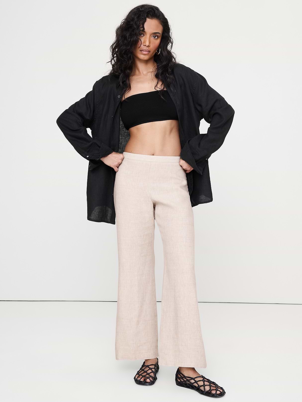 Mid-Rise Kick-Flare Linen Ankle Pant | Banana Republic