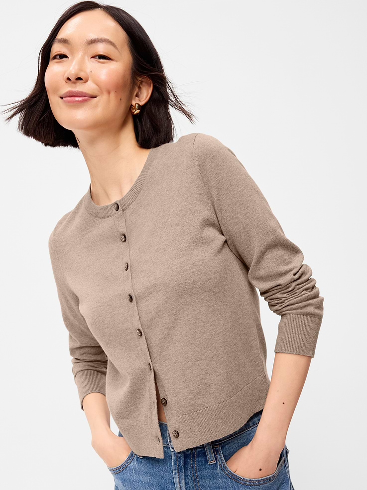L'image numéro 3 présente Cardigan court ras du cou SoSoft léger