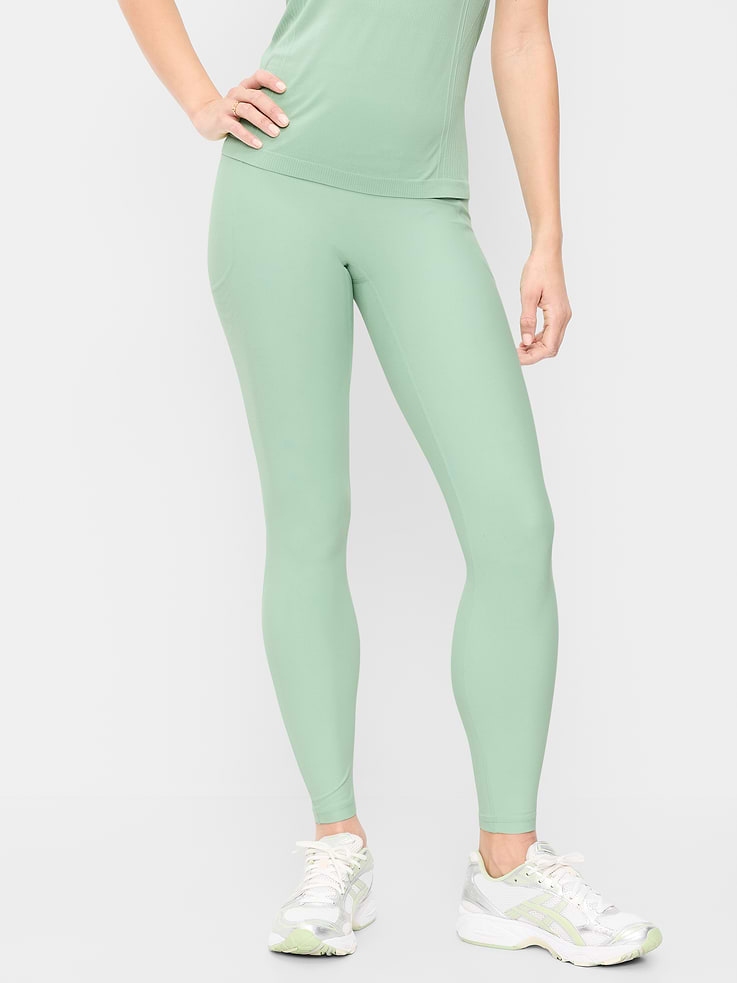 L'image numéro 1 présente Legging PowerSoft sans limites à poche à taille très haute, longueur 7/8 – Sans couture avant