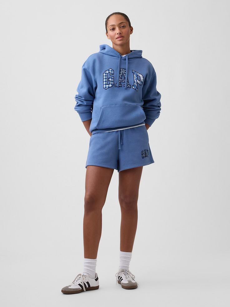 Image number 1 showing, Gap Logo Shorts