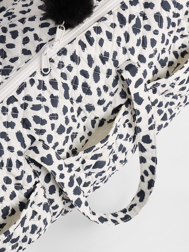 Image number 3 showing, Kids Quilted Printed Weekender Bag