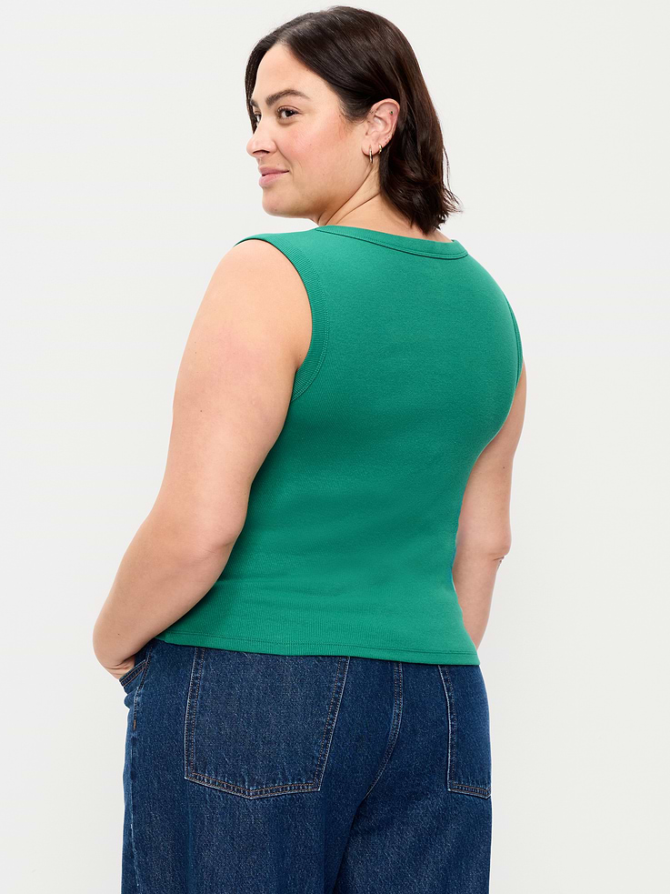 L'image numéro 8 présente Camisole courte moulante à encolure en V