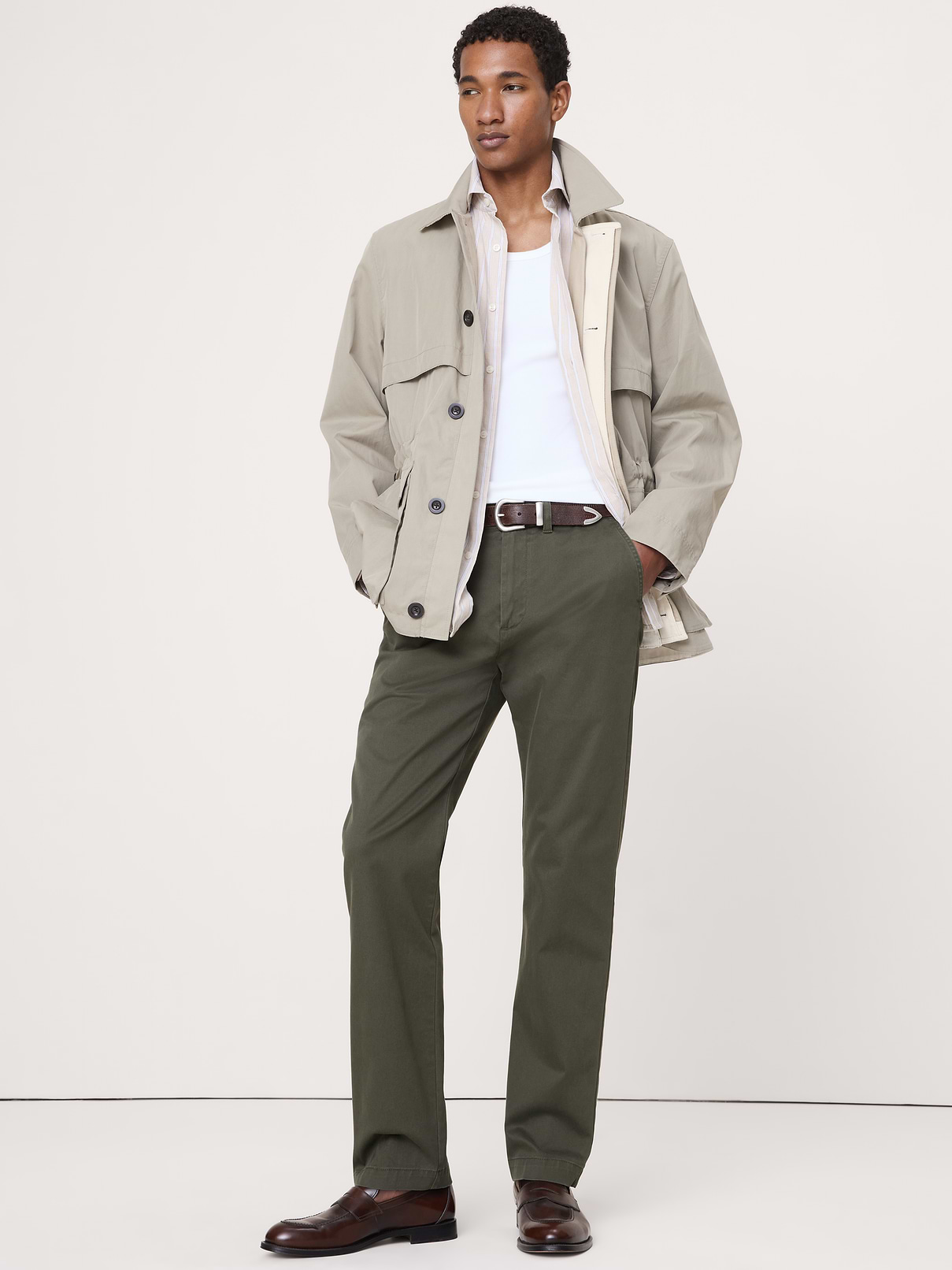 Straight Lived-In Chino | Banana Republic