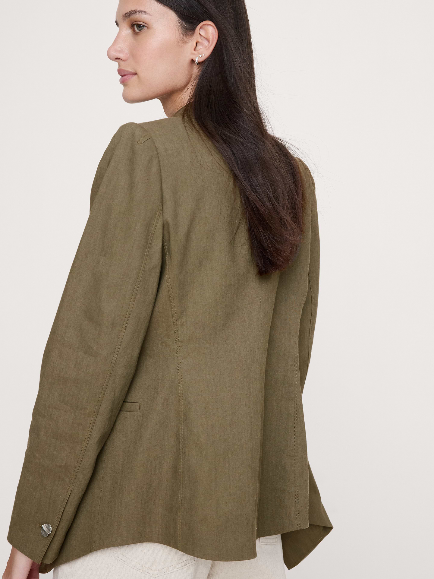 L'image numéro 8 présente Blazer long en lin et viscose extensible