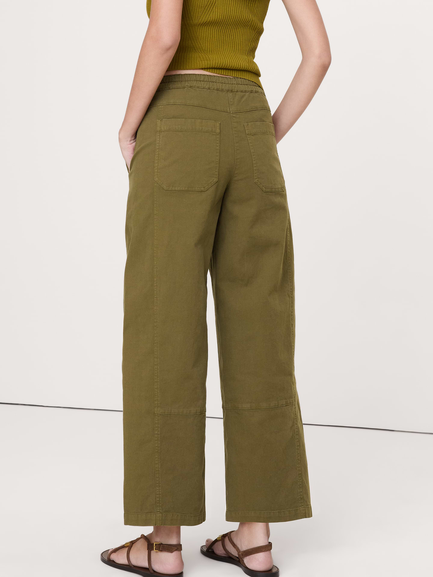 L'image numéro 3 présente Pantalon de peintre décontracté à taille mi-basse extensible