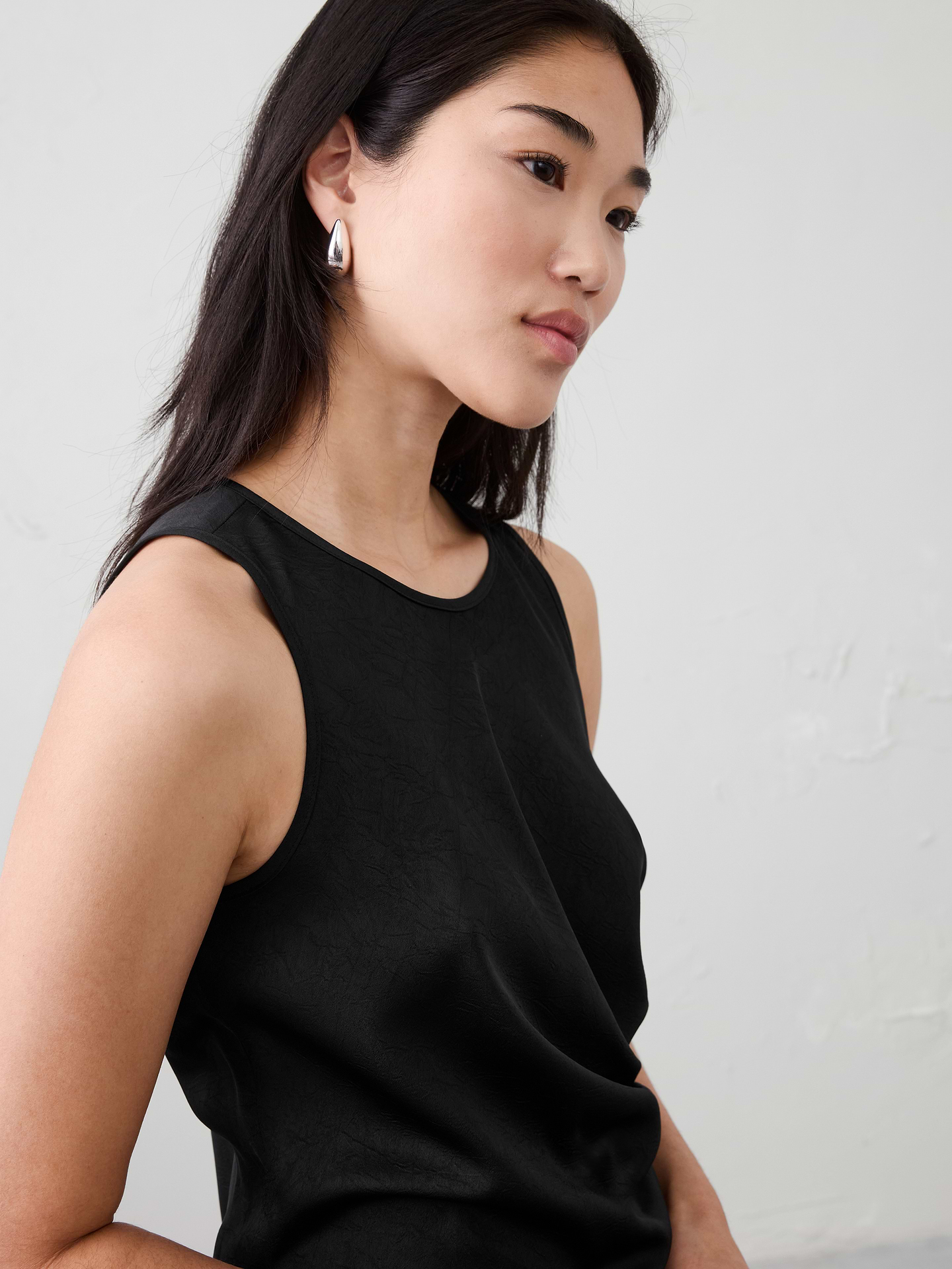 Image number 4 showing, Sculptural Statement Drop Earrings