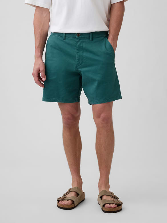 7" Essential Khaki Shorts