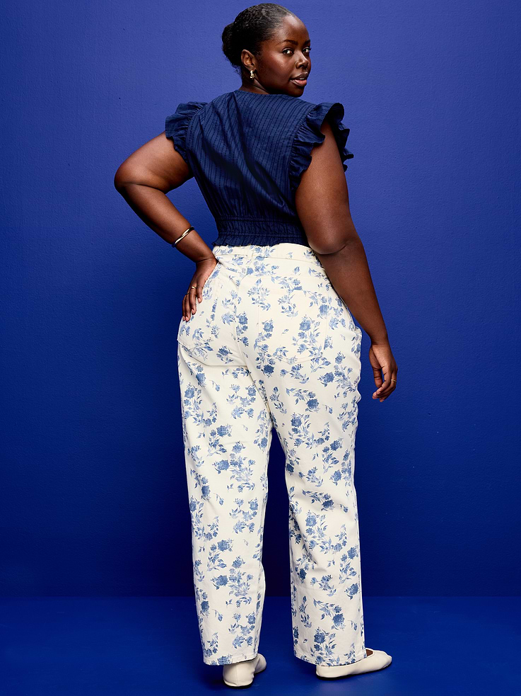 L'image numéro 7 présente Jean OG profilé ample à taille haute