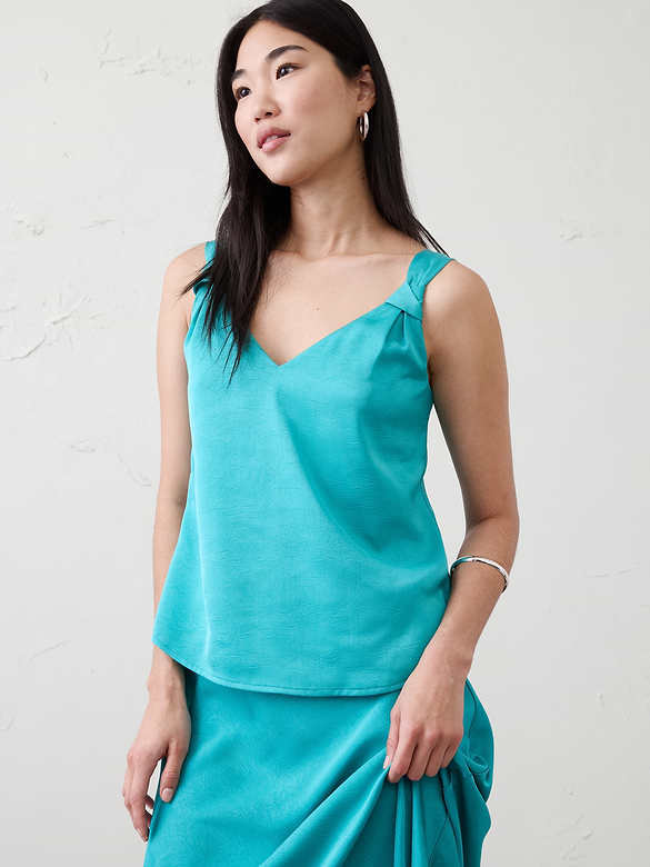 Knotted V-Neck Top