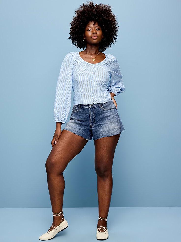 Image number 4 showing, Curvy High-Waisted OG Jean Cut-Off Shorts -- 4-inch inseam