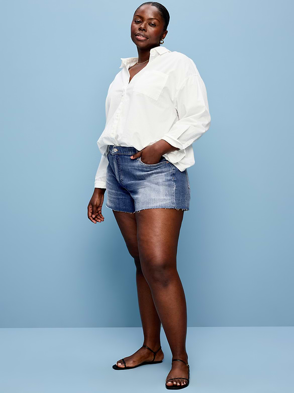 Short OG profilé en denim à taille haute à ourlet coupé, entrejambe de 4 cm