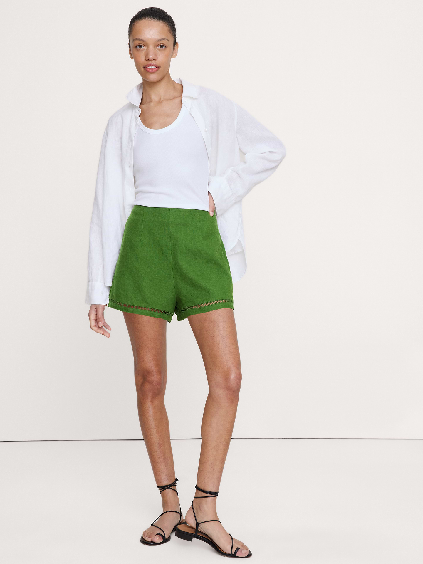 Image number 1 showing, High-Rise 3" Linen Short