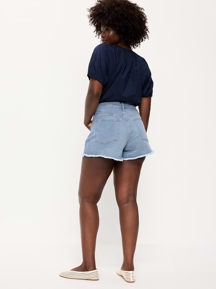 L'image numéro 7 présente Short OG profilé en denim à taille haute à ourlet coupé, entrejambe de 4 cm