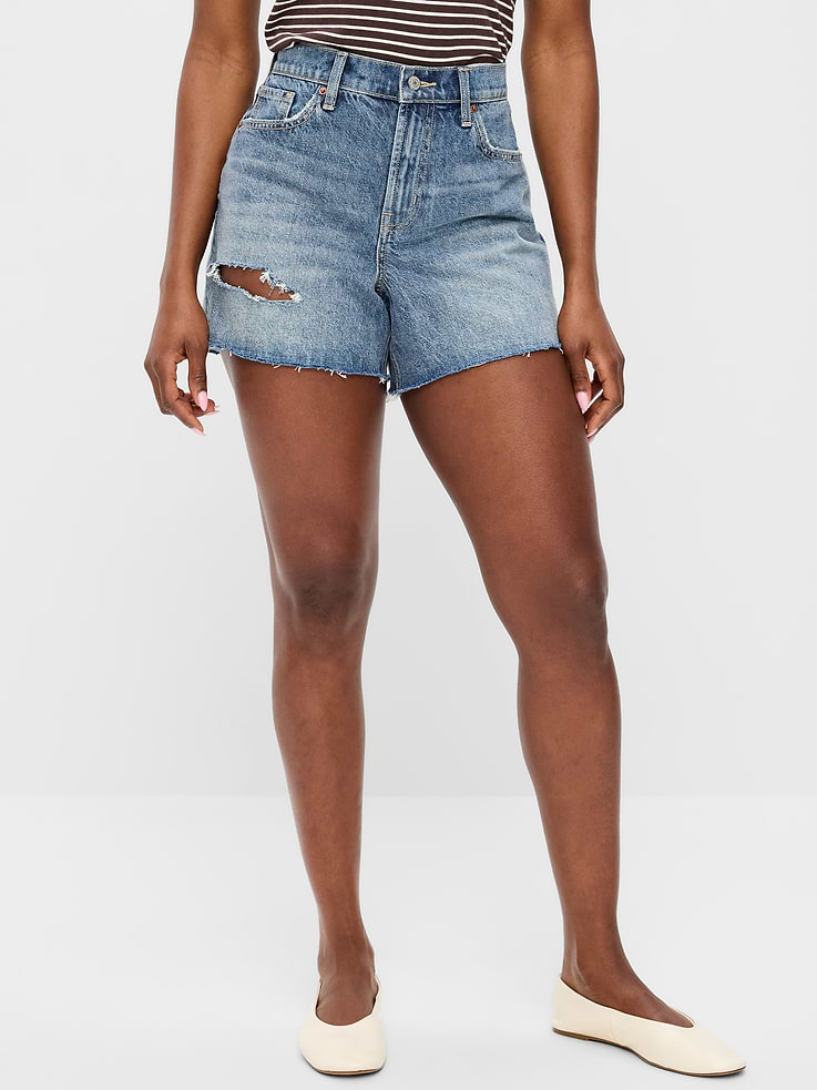 Image number 2 showing, Curvy High-Waisted Baggy Jean Cut-Off Shorts -- 5-inch inseam