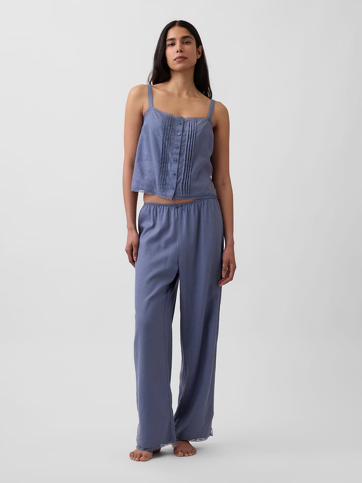 L'image numéro 1 présente Pantalon de pyjama en mélange de lin à ourlet en dentelle