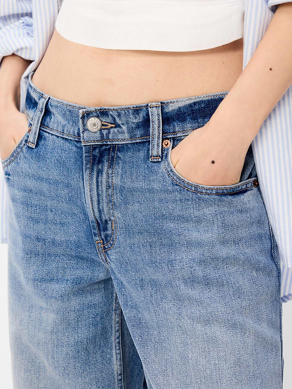 Low-Rise Baggy Wide-Leg Jeans