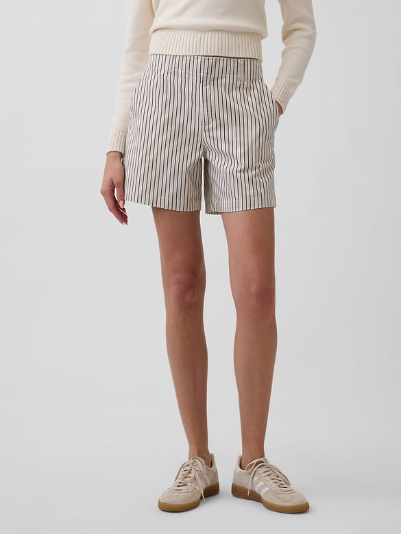 5" Mid Rise Downtown Khaki Shorts