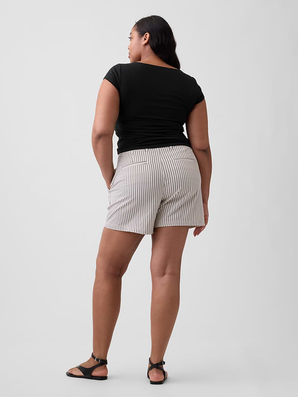 5" Mid Rise Downtown Khaki Shorts