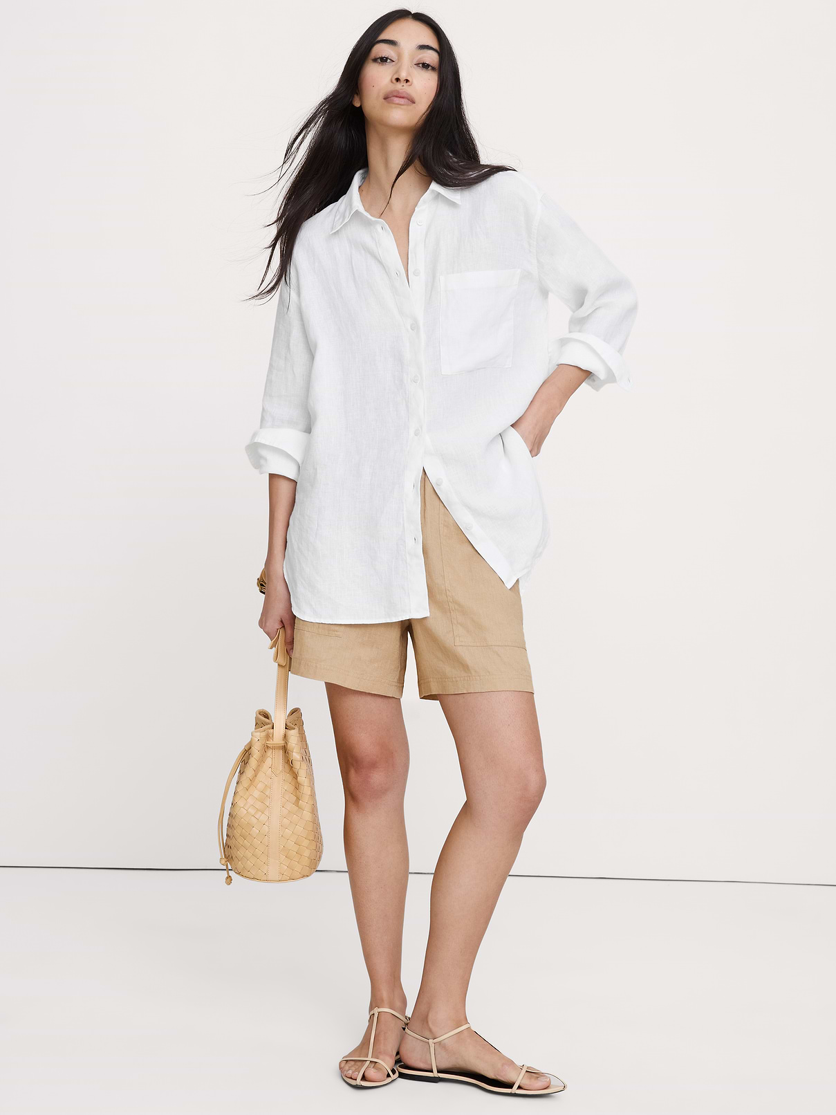 The Oversized Linen Shirt