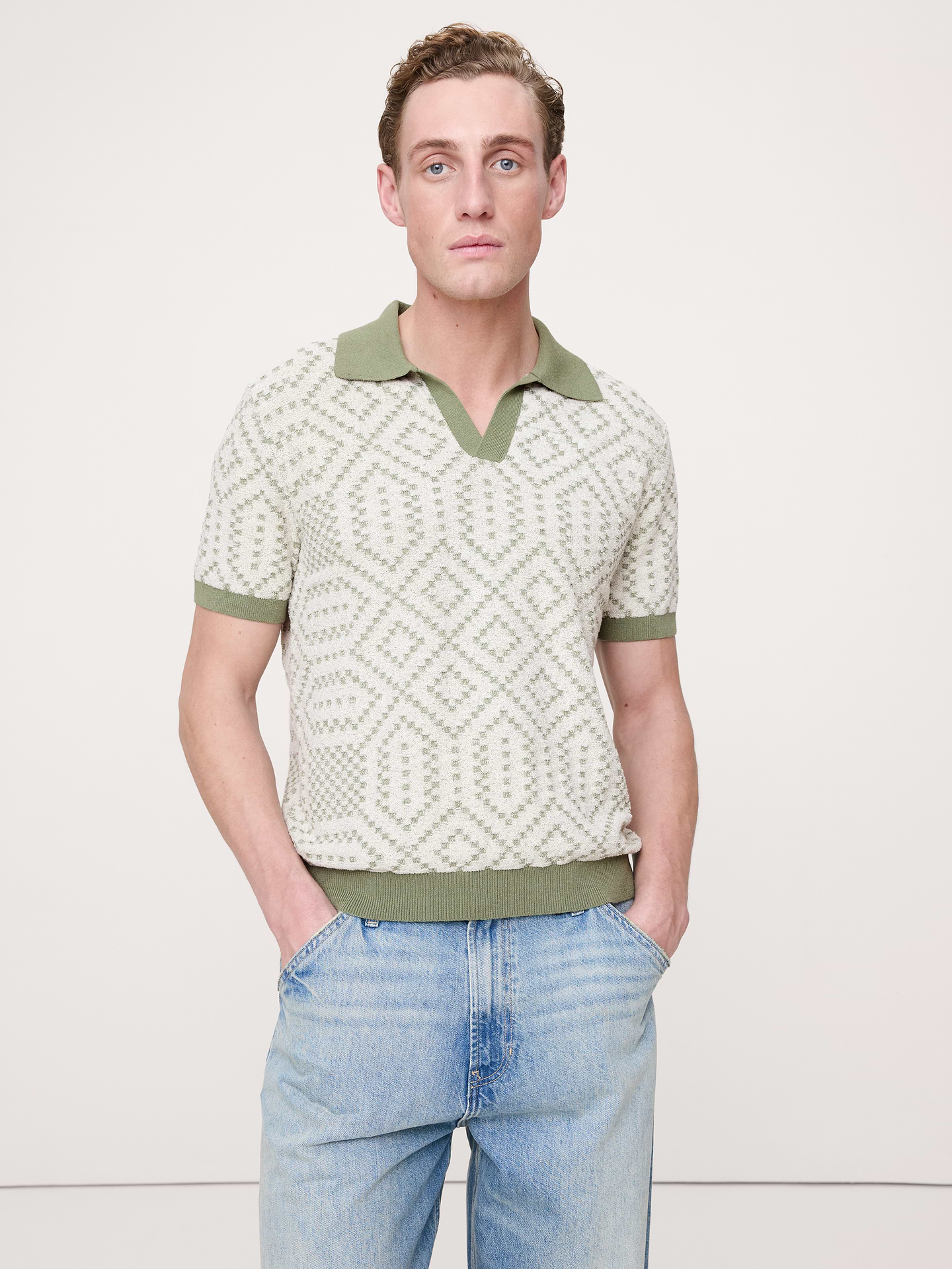 L'image numéro 1 présente Polo en jacquard de mélange de lin et de coton
