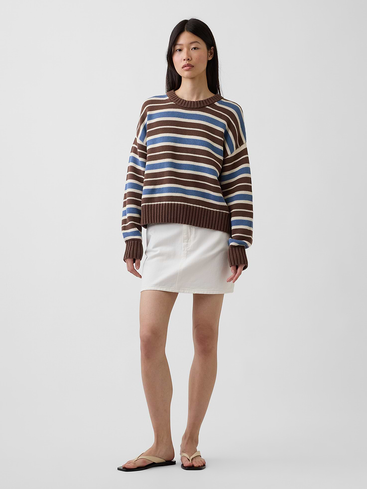 Image number 2 showing, 100% Cotton Oversized Crop Sweater