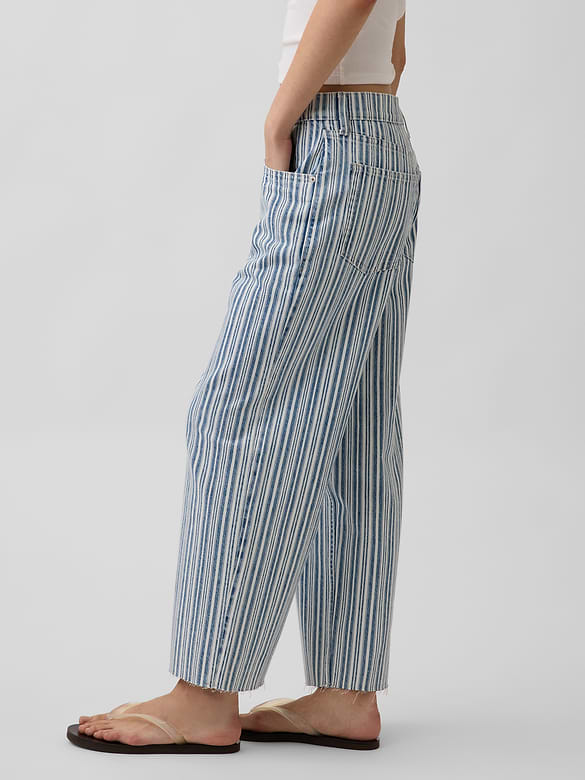 Low Slung Relaxed Crop Jeans