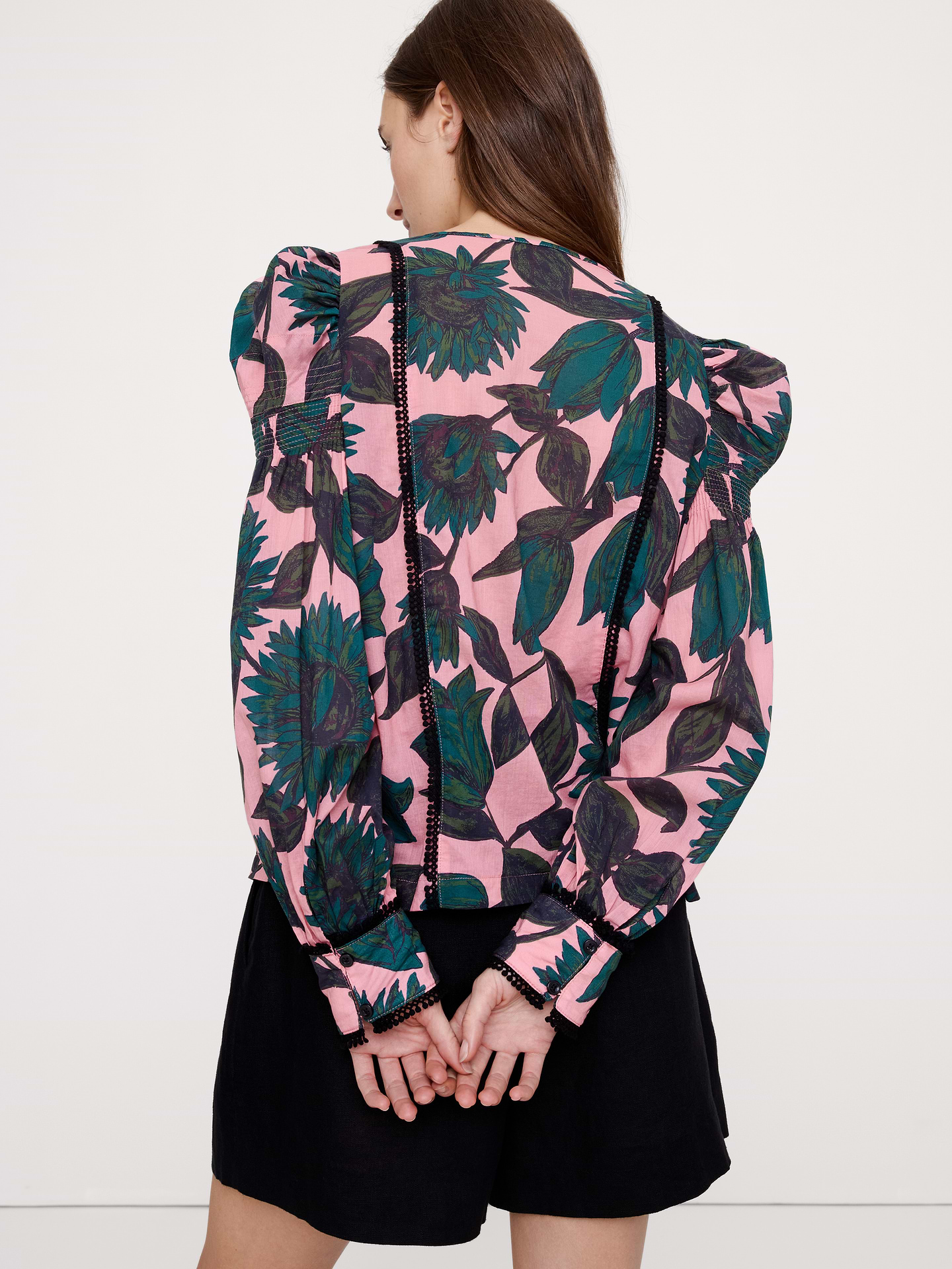 Image number 3 showing, Lightweight Cotton Puff-Sleeve Top