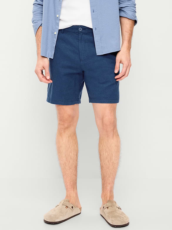 Short chino étroit en mélange de lin, entrejambe de 20 cm.