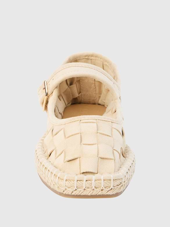 Meg Mary Jane Flat