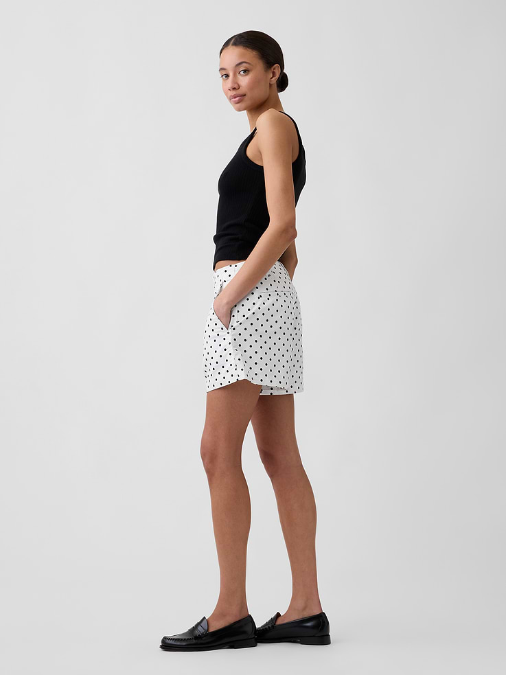 Image number 3 showing, 5" Mid Rise Downtown Khaki Shorts