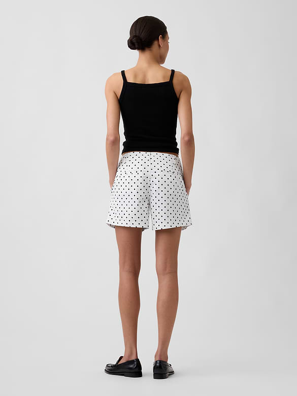5" Mid Rise Downtown Khaki Shorts