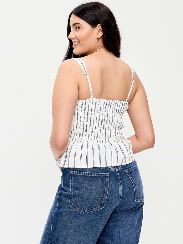 Camisole à smocks et à basque