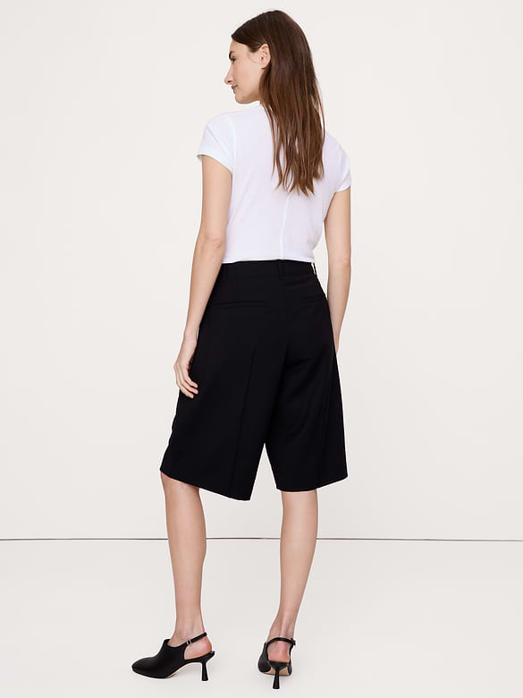 High-Rise Italian Wool Bermuda Short