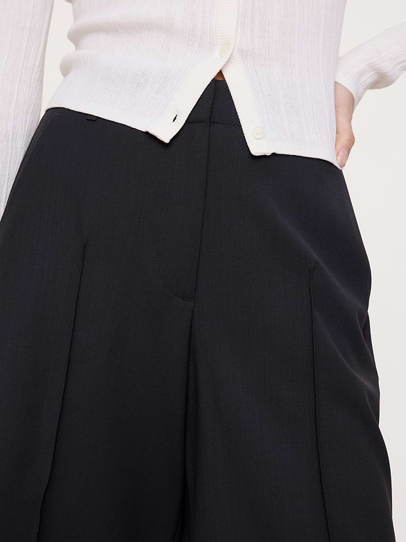 High-Rise Italian Wool Bermuda Short