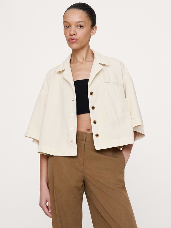 Chemisier court et droit en denim