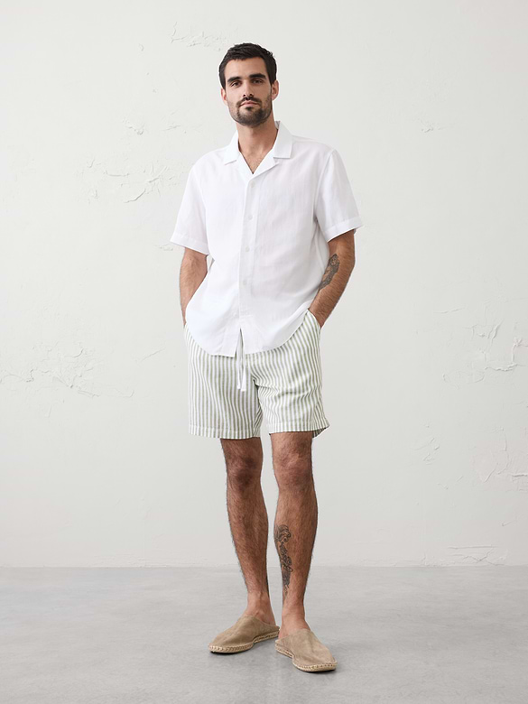 Standard-Fit 7" Linen-Blend Deck Short