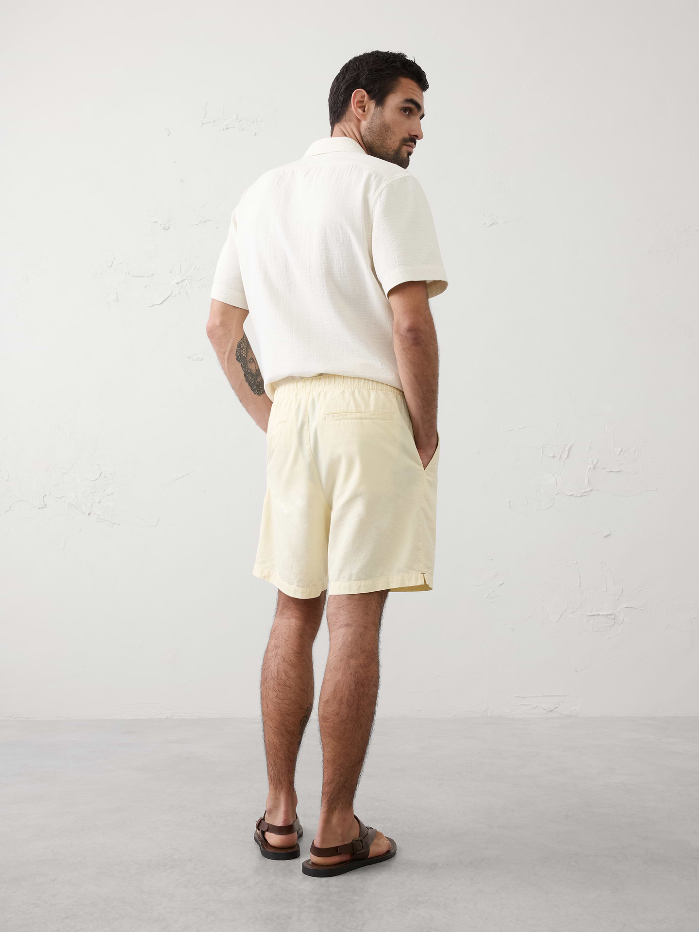 Image number 8 showing, Standard-Fit 7" Linen-Blend Deck Short