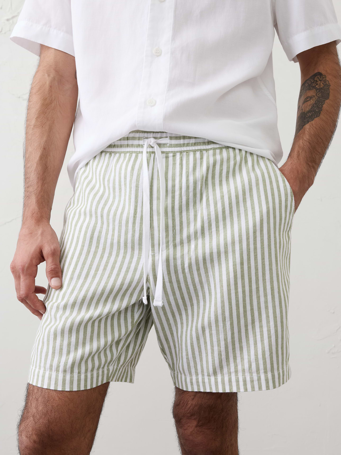 Image number 3 showing, Standard-Fit 7" Linen-Blend Deck Short