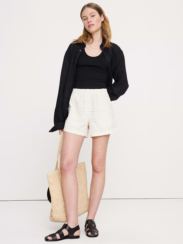 Embroidered Cotton 4" Pull-On Short
