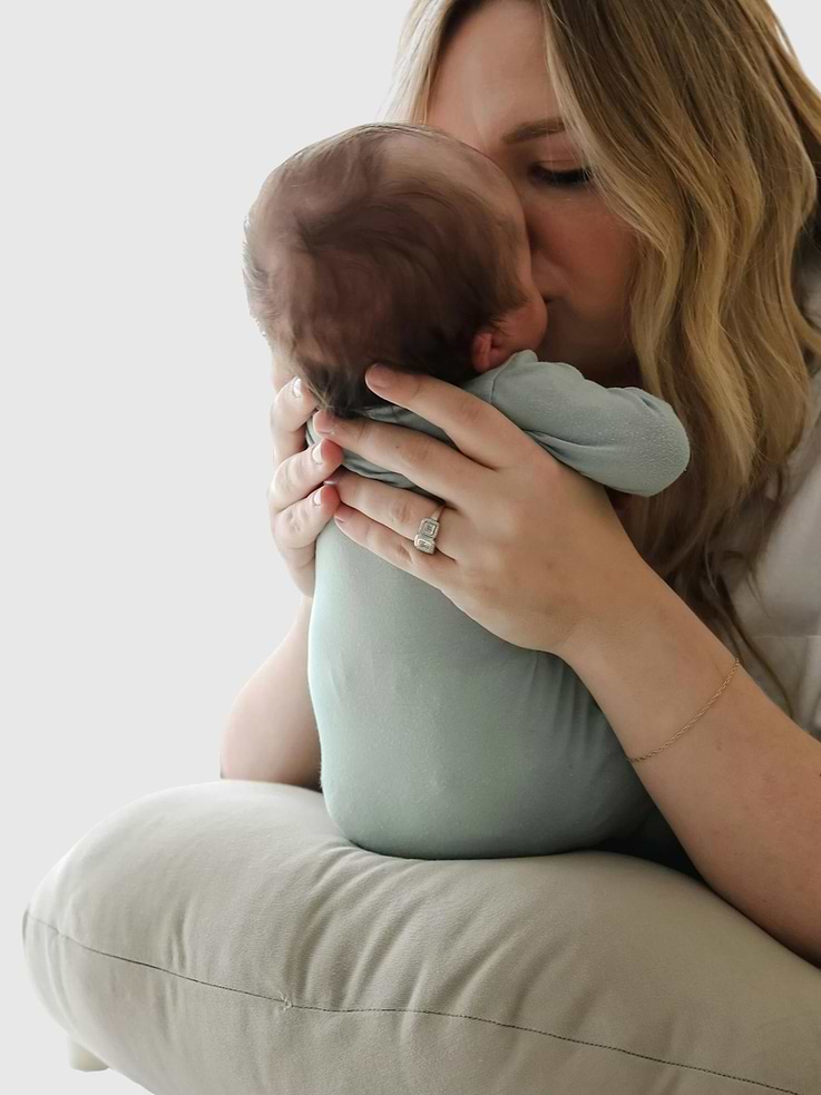 Image 4 of 5, Snuggle Me Feeding Support