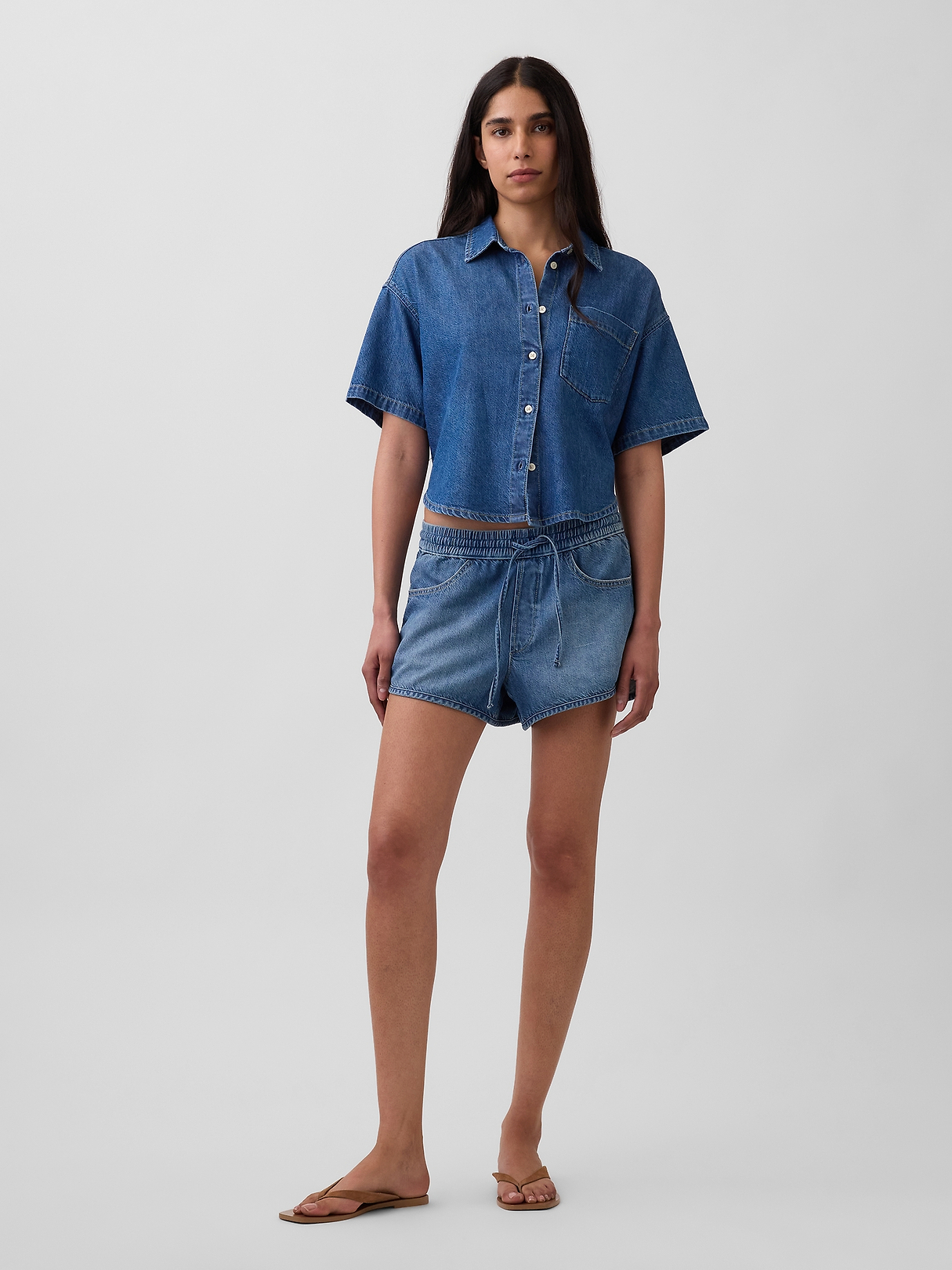 Mid Rise UltraSoft Denim Easy Dolphin Shorts | Gap