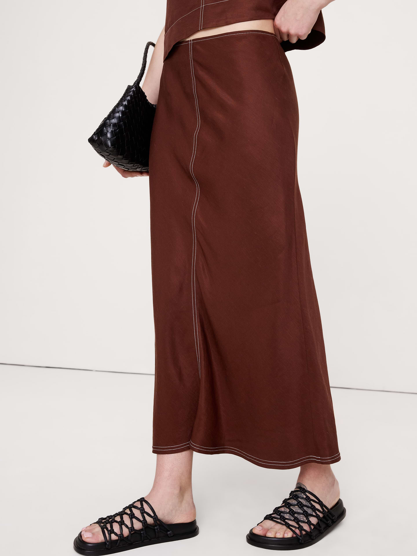 Image number 5 showing, Viscose-Linen Bias-Cut Maxi Skirt