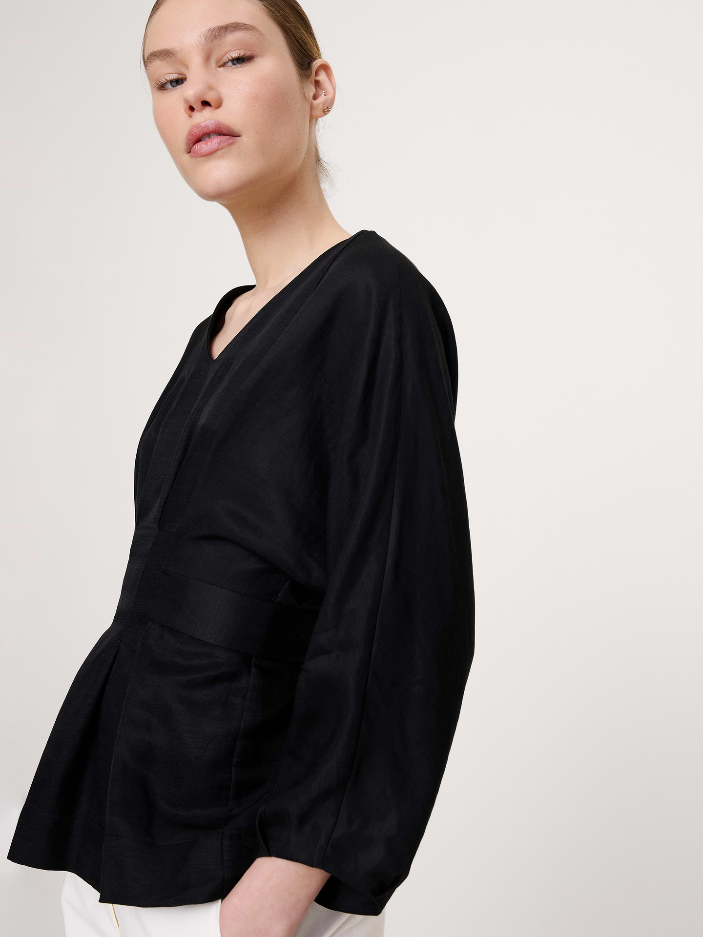 L'image numéro 3 présente Haut à plis en lin et viscose
