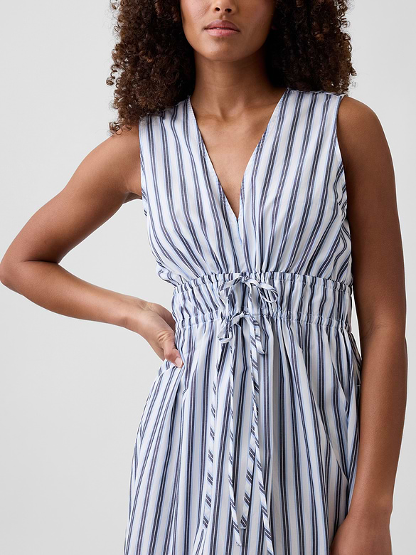 Sleeveless Tie-Front Maxi Dress