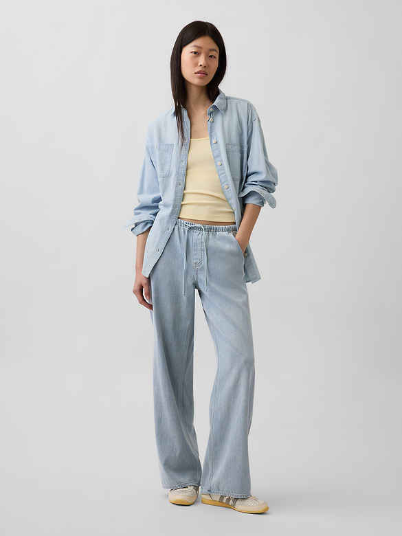 Low Rise UltraSoft Easy '90s Loose Jeans