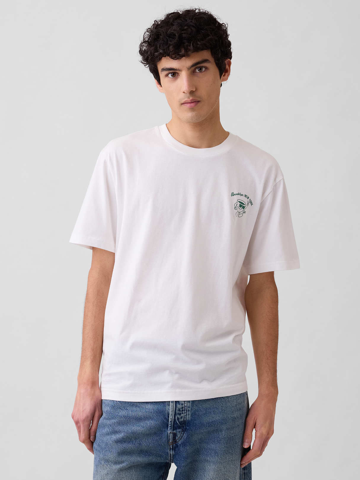Everyday Soft Relaxed Dad Graphic T-Shirt | Gap Factory