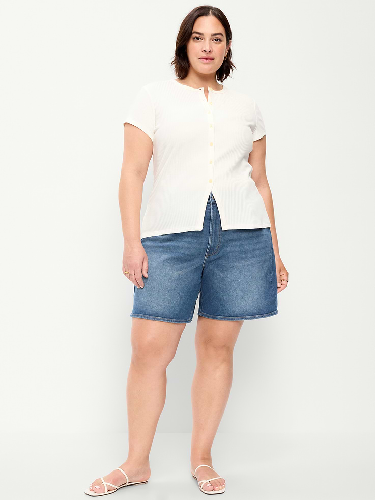 Image number 7 showing, High-Waisted Wow Jean Shorts -- 7-inch inseam