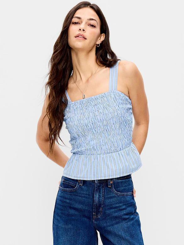 Camisole à smocks et à basque